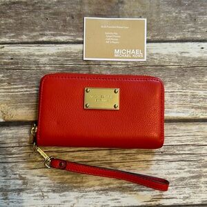 NWT Michael Kors Zippered Wristlet Wallet